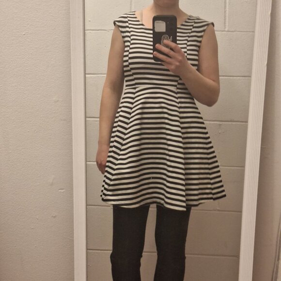 Lovely Day black and white striped mini dress size S - Picture 2 of 7